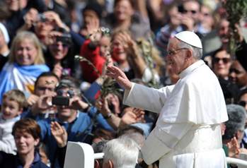 Lumen fidei,ecco la prima enciclica di Papa Francesco